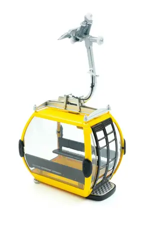 Jägerndorfer gondola Omega IV for 10 pers. yellow 1:32