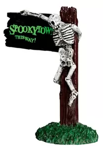 Lemax spookytown this way Spooky Town 2014