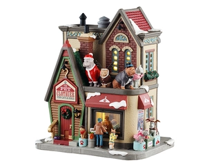 Lemax the pet clothier Caddington Village 2025